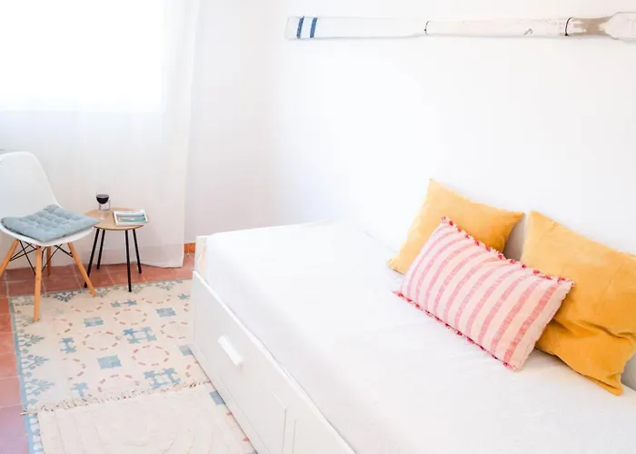 Willa El Riu Del Cel *